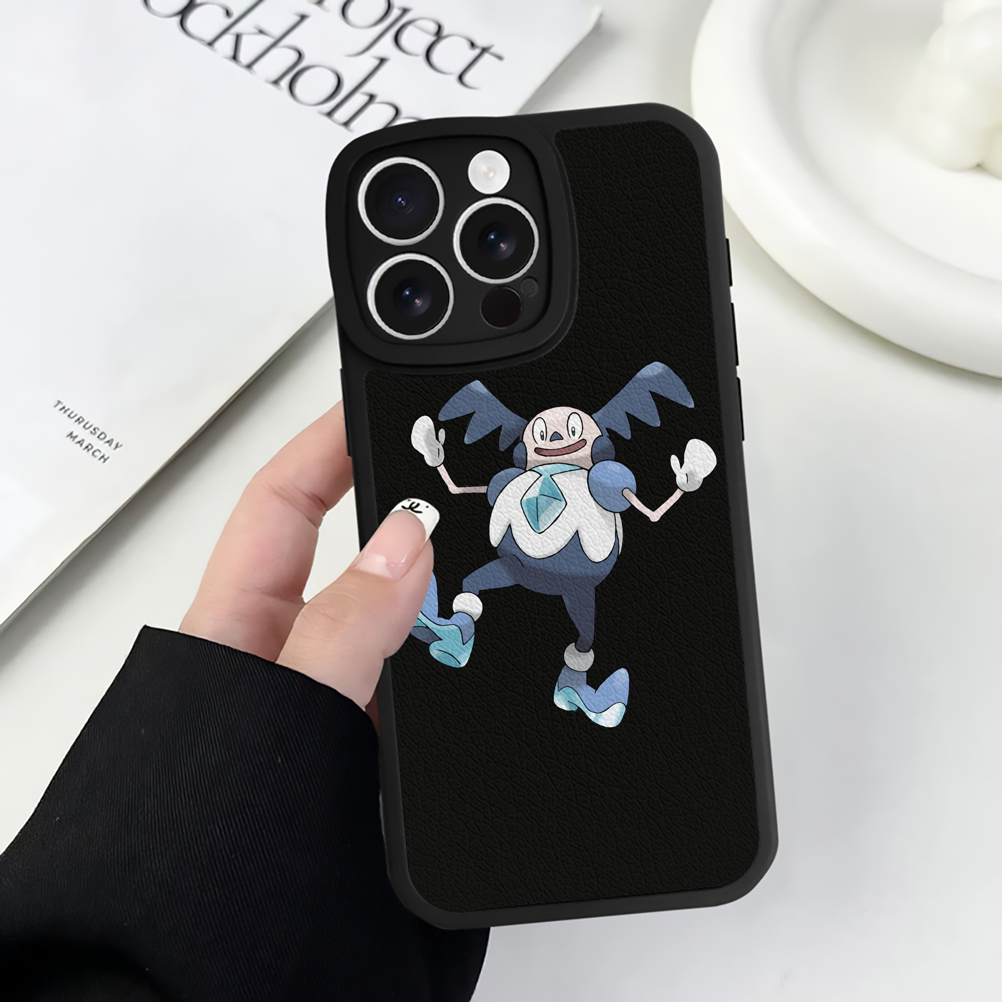 （画像用） ポケットモンスター Pokémon 【iPhone 16シリーズ対応】シリコンスマホケース（レザー調） 材質：シリコン